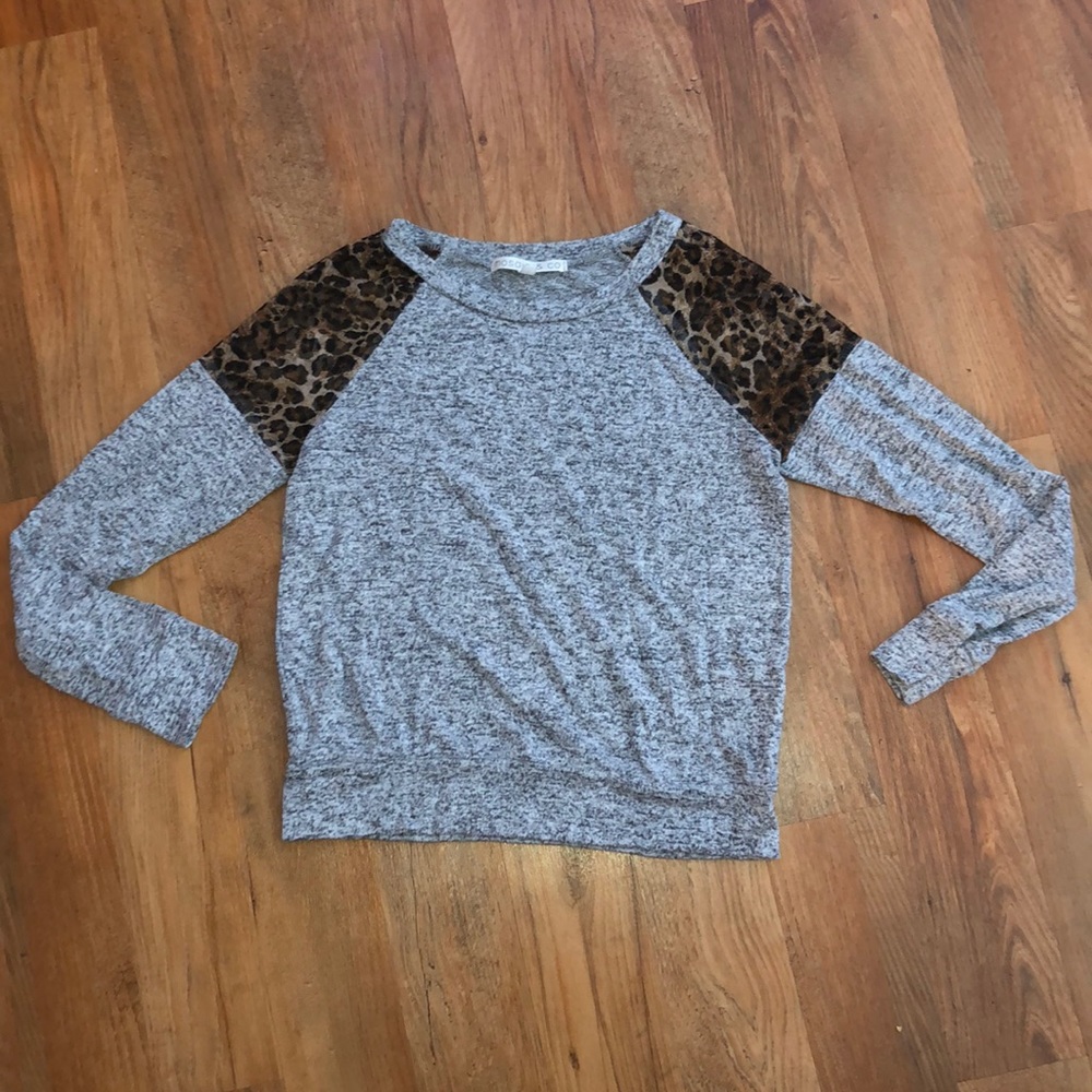 Mosaic & Co. Long Sleeve Sz. S